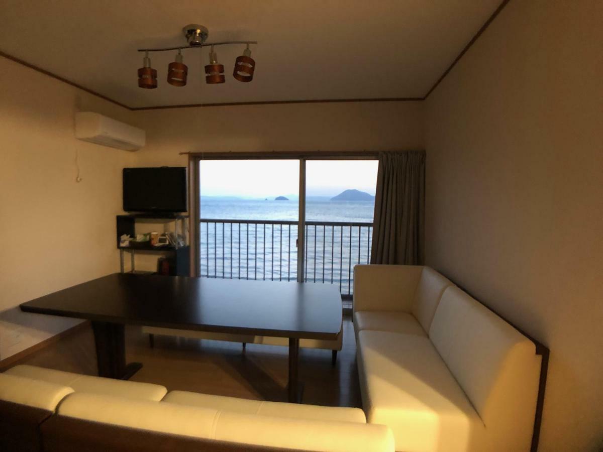 Villa Chillon Shodoshima Exterior photo